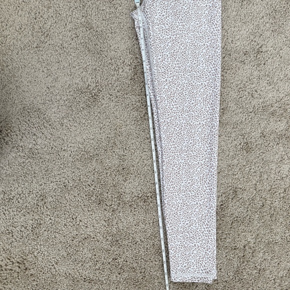 AllFenix Brown and White Micro Leopard Print Leggings Size Small - Picture 6 of 6